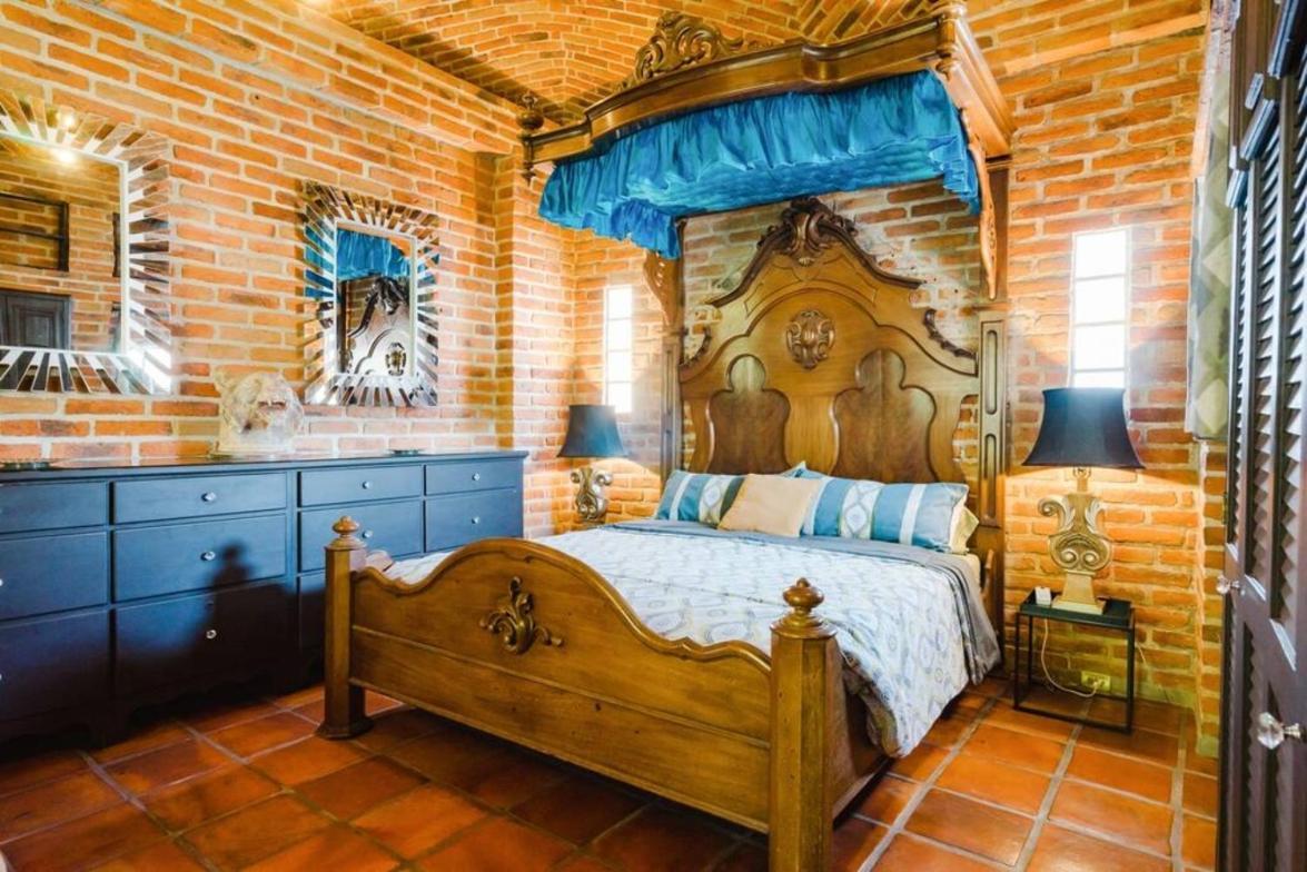 Enjoy Ac In The Queen'S Suite At Inn آجيجيك المظهر الخارجي الصورة