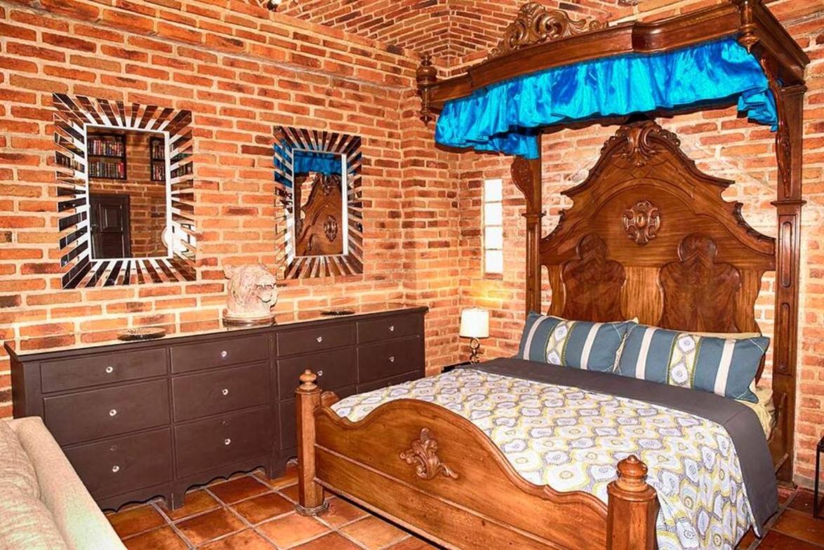 Enjoy Ac In The Queen'S Suite At Inn آجيجيك المظهر الخارجي الصورة